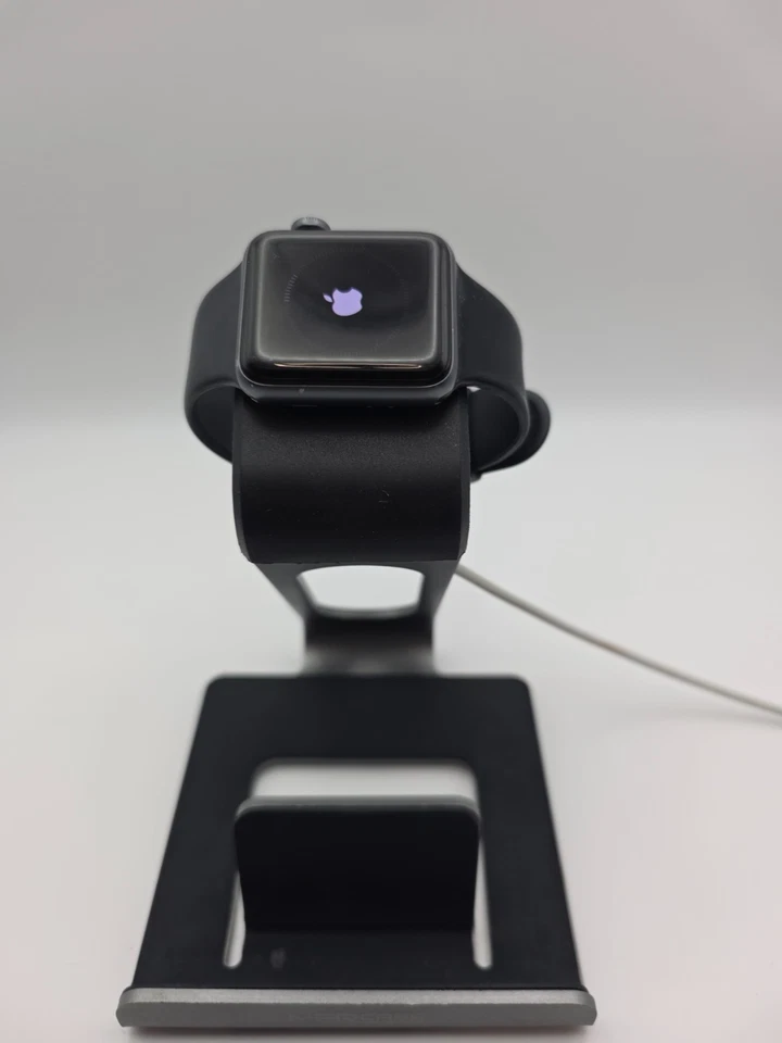 Apple Watch Series 3 38mm w/Extras - Image 1 of 4