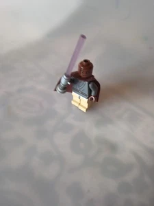 LEGO Mace Windu Light-Up Lightsaber Minifig - Picture 1 of 3