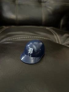 Detroit Tigers MLB selten 1999 NEU Miniatur Schlaghelm 2" lang Kunststoff  - Bild 1 von 2