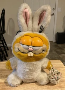 Traje de peluche Garfield vintage 1981 en conejito de Pascua 13" de alto leer - Imagen 1 de 3