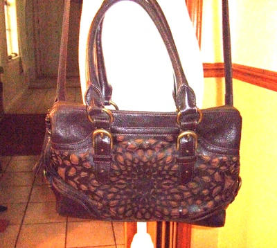 ISABELLA FIORE большой коричневый чехол/наплечная сумка с вырезами и съемный ремень. - Изображение 1 из 4