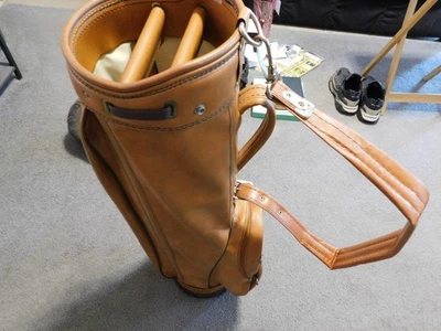 Bolsa de golf vintage de cuero Ajay Foto 1 de 4