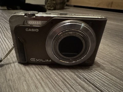 Casio Exilim EX-H15 Digitalkamera 14MP 10x Zoom Braun Komplett  Geprüft - Bild 1 von 3