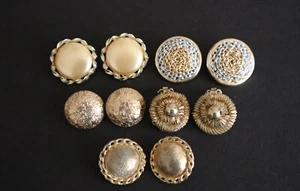 5 Paia Orecchini Clip Vintage Lisner Germania Sarah Coventry Tono Oro - Foto 1 di 6