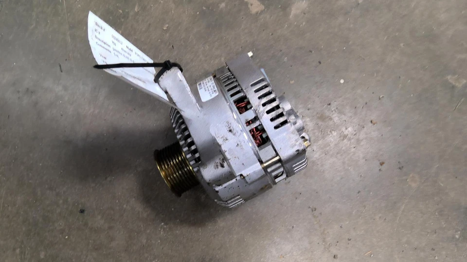 Alternador usado serve: 2000 Ford E350 VAN 110-130 amp grau C - Imagem 1 de 4