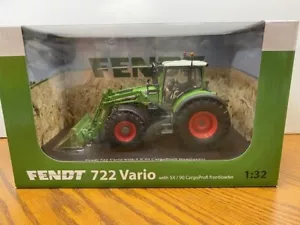New FENDT 722 Vario Tractor with Loader Scale Model. 1:32 Scale USK Scalemodels - Picture 1 of 6
