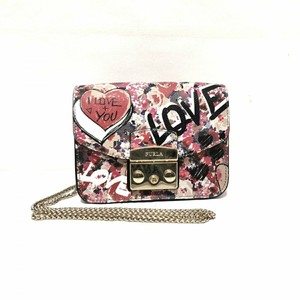 rubbermaid plastic tote