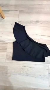 Off The Shoulder Top - Black Top Size 12 - Picture 1 of 2
