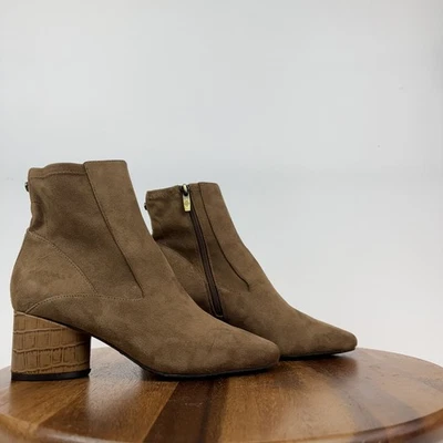 Womens Donald Pliner Gaige Brown Suede Heeled Casual Ankle Boots Size 8 M EUC - Image 1 of 4