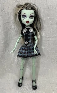 Monster High Frankie Stein Puppe First Wave 2008 - Bild 1 von 11
