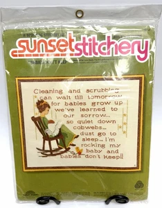 Sunset Stitchery: BABIES DON’T KEEP (Beginning Stitching Kit) Vintage Neu Versiegelt - Bild 1 von 2