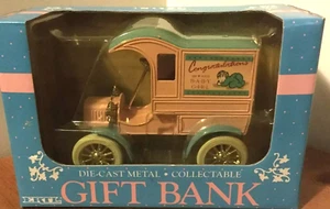 Banco de regalo Ertl "Felicitaciones por tu bebé niña" 1950 Ford Delivery - Die-Cast - Imagen 1 de 4