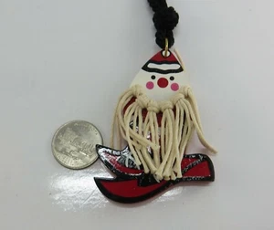 Colgante de Navidad vintage de madera de Papá Noel sobre esquís - Imagen 1 de 3
