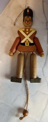 复古原装 M Gschnitzer 奥地利士兵木质拉绳玩具 40 — 第 1/4 张图片