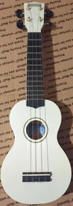 Mahalo U-30WT Colorful Soprano Ukulele WHITE 4-string VG free shpg  - Picture 1 of 17
