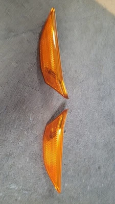 Marcadores laterales ámbar Porsche 911 2012-16, Boxster, Cayman usados finos Foto 1 de 4