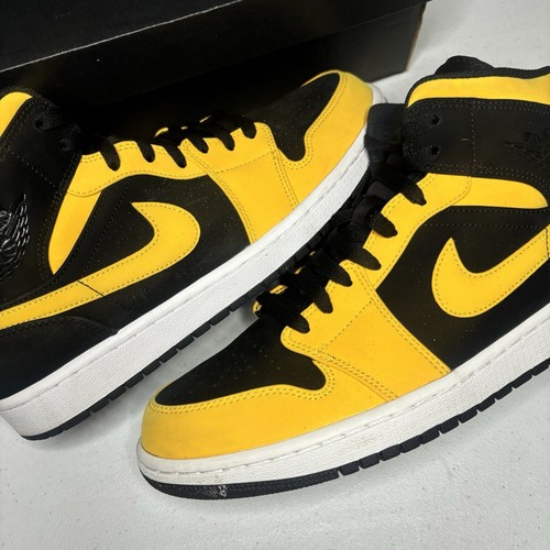 Taglia 10 Air Jordan 1 Retro Mid Reverse New Love