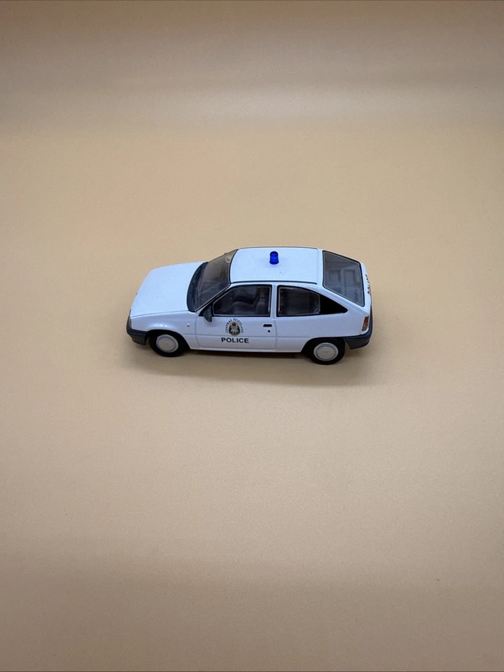 Corgi VA13201 Original Vauxhall Astra Mk11 Merit Central Scotland No Box - Image 1 of 4