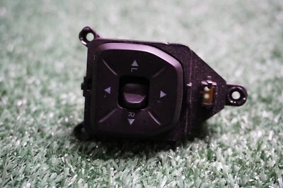 2015 HYUNDAI TUCSON DRIVER SIDE Window Switch OEM 93570D3070 - Image 1 of 4