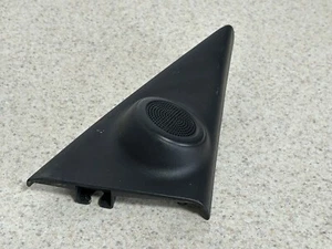 Cubierta de altavoz espejo retrovisor interior Toyota RAV4 2005 lado derecho OEM - Imagen 1 de 2