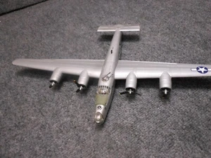 ES 231: Corgi B24 J Liberator Dragon and his tail diecast Airplane AA34001 - Picture 1 of 7