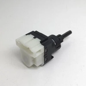 INTERRUTTORE LUCE FRENO AUDI A3 - A4 - A6 - A8 -Q7 - R8  FACET PER 1K2945511 - Picture 1 of 7