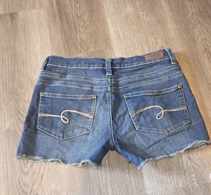 Justice Denim Shorts Girls Size 18 Blue Cut Offs - Picture 1 of 10