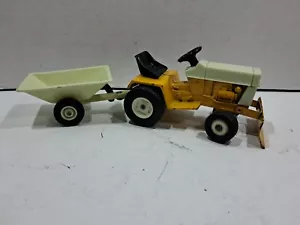 Ertl IH 122 Cub Cadet Set made USA 1966 1/16 IH-432-122G2 - Picture 1 of 10