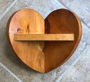 Vintage Country Cabin 9.5" x 9" Hand Made Wooden Heart Shaped Corner Wall Shelf - Picture 1 of 11