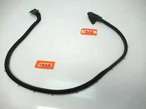 REAR DOOR SEAL WEATHER STRIP RUBBER RIGHT BACK 02 03 04 05 06 07 IMPREZA SEDAN - Picture 1 of 5