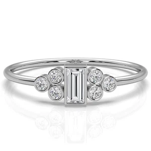 Moderno bisel racimo baguette + anillo redondo de diamantes cultivados en laboratorio 0,27 ctw - Imagen 1 de 12