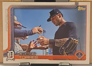 2025 Topps #658 Gleyber Torres Golden Mirror Image Variation Print Run /125 SSP - Picture 1 of 2