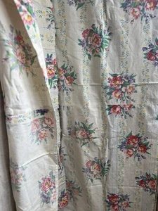 Vintage verblasster Blumenstoff, Möbel Textil Baumwolle Schneider, rosa Blumen/ONE - Bild 1 von 14