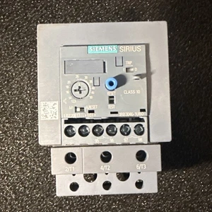 OEM New Siemens Sirius 3RB3046-1UB0 Overload Relay 12.5 -50 Amp - Picture 1 of 8