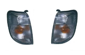 2 FANALE FANALINO FRECCIA ANTERIORE PER NISSAN KING KAB NAVARA D22 PICKUP 97 02 - Foto 1 di 4