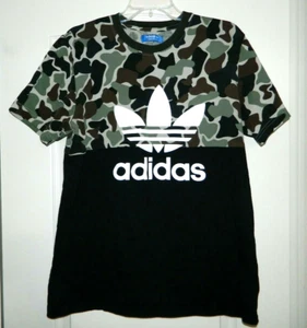 Camisa para hombre Adidas negra y camuflada talla mediana - Imagen 1 de 4