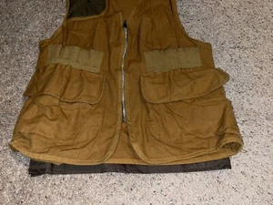 Vintage SAFTBAK Men's Hunting Vest w/ Back Pouch Padded Shoulder Men’s Medium - Picture 1 of 8