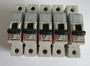 LEGRAND 032 RANGE B6 B10 B16 B20 B32 B40 6KA SINGLE POLE MCB CIRCUIT BREAKERS - Picture 1 of 2