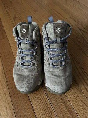 哥伦比亚横向麂皮绒远足靴女式尺码 US 7.5 帆布棕褐色新月 — 第 1/4 张图片