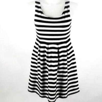 Vestido ELLE sin mangas tejido ojales talla 2 Foto 1 de 4