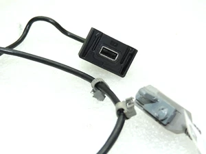 Jeep Grand Cherokee IV WK2 bracciolo centrale presa USB 68068280 AA - Foto 1 di 4