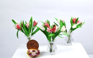 *~* Vase mit 3erlei Tulpen  , Handarbeit für das Puppenhaus  *~* - Bild 1 von 3