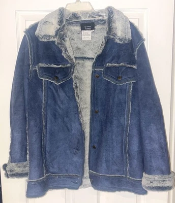 Abrigo cálido forrado de piel gris gamuza sintética azul de Dennis Basso para mujer talla pequeña Foto 1 de 4