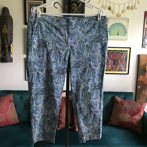 TALBOTS size 14P Blue Paisley Print Stretch Cotton Modern Cropped Capri Pants - Picture 1 of 4