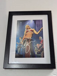 Gwen Stefani (No Doubt) Signed Autographed 4x6 photo - w/COA - Picture 1 of 5