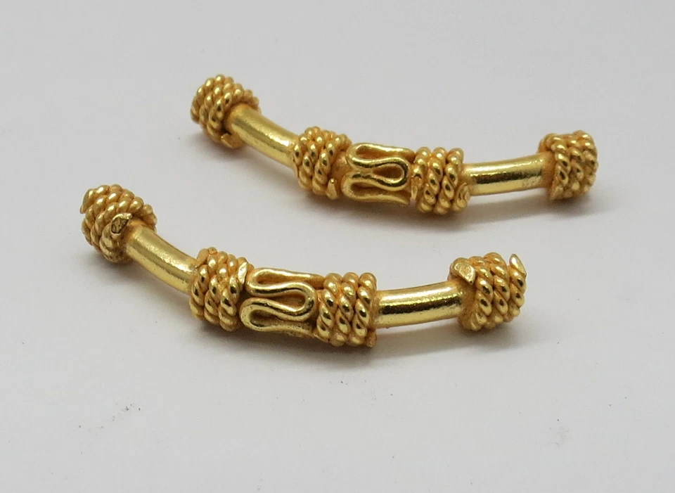 2 Piezas Cuentas Oro 22K Tubo 30mm Largo Curvo Tubo Joyería Fabricación Suministros Cuentas Foto 1 de 3