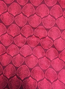 TELA DE ALGODÓN GINSENG ROSA OSCURO PROFUNDO WESTMINSTER 54” X 1 YARDA+ (42") - Imagen 1 de 3