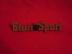 1965 BUICK SKYLARK GRAN SPORT GS QUARTER PANEL EMBLEM SAIL PANEL 4545589 - Foto 1 di 7