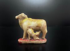 Vache et veau en marbre vintage avec détails en or | statue en marbre