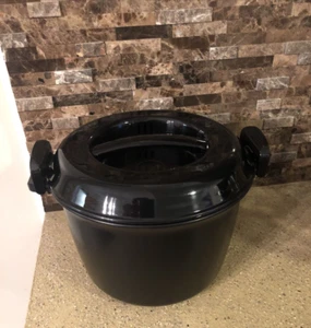 The Pampered Chef Microwave Rice Cooker Plus 3 Quart 2779 - Picture 1 of 4